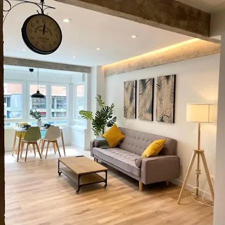 Modern Self Check In Center * Μπιλμπάο