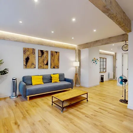 Modern Self Check In Center *